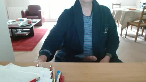 Snapshot of kisslog1 chatting on 16, 5, 2026 kisslog1 online show from 16, 5, 2026