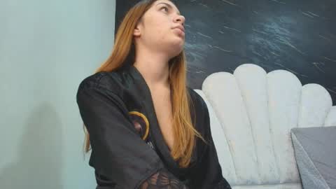 Snapshot of kissme_luna chatting on 9, 5, 2026 BELLA FLAME online show from 9, 5, 2026
