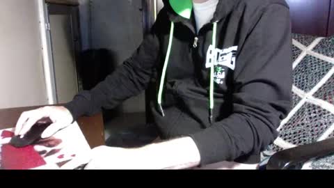 Snapshot of kissofbanned1983 chatting on 5, 10, 2025 kissofbanned1983 online show from 5, 10, 2025