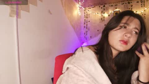 Snapshot of kisstarxxx chatting on 31, 10, 2025 Helena and Brad online show from 31, 10, 2025