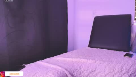 Snapshot of kisstarxxx chatting on 3, 2, 2026 Helena and Brad online show from 3, 2, 2026