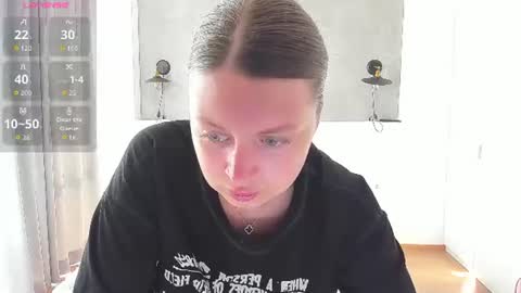 Snapshot of kitkatvel chatting on 24, 6, 2026 kitkatvel online show from 24, 6, 2026