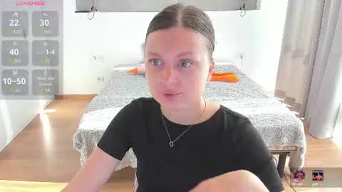 Snapshot of kitkatvel chatting on 26, 6, 2026 kitkatvel online show from 26, 6, 2026