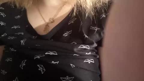 kitsuneniki online show from 16, 2, 2026