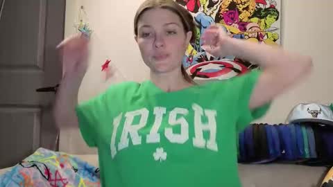 Snapshot of kitsuneserina77 chatting on 18, 3, 2026 Serina Chan online show from 18, 3, 2026