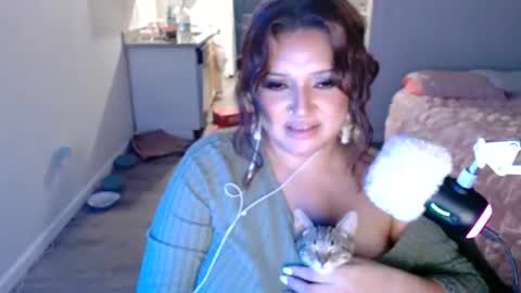 Snapshot of kittengonewild chatting on 16, 7, 2026 kittengonewild online show from 16, 7, 2026