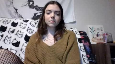 kittenqueen333 online show from 17, 12, 2025