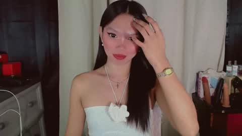 Snapshot of kitteylovesyou chatting on 18, 4, 2026 KITTY online show from 18, 4, 2026