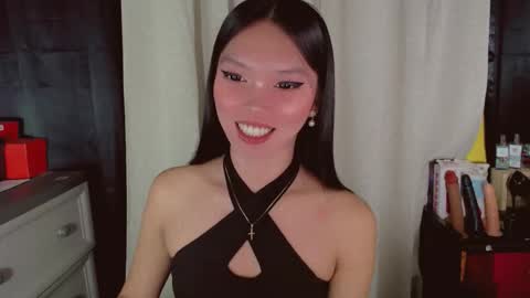 Snapshot of kitteylovesyou chatting on 25, 4, 2026 KITTY online show from 25, 4, 2026