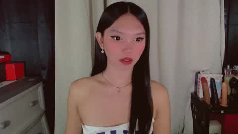 Snapshot of kitteylovesyou chatting on 3, 5, 2026 KITTY online show from 3, 5, 2026
