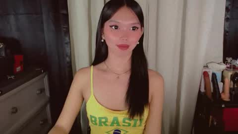 Snapshot of kitteylovesyou chatting on 15, 5, 2026 KITTY online show from 15, 5, 2026