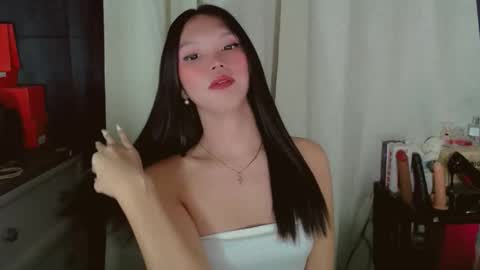 Snapshot of kitteylovesyou chatting on 27, 5, 2026 KITTY online show from 27, 5, 2026