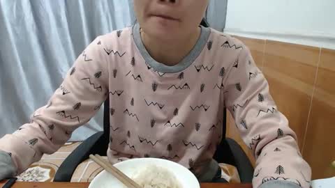 Snapshot of kitti_baby2x chatting on 1, 11, 2025 kitti_baby2x online show from 1, 11, 2025