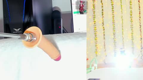 Snapshot of kitty__rosse__ chatting on 13, 5, 2026 Kitty online show from 13, 5, 2026