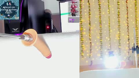 Snapshot of kitty__rosse__ chatting on 4, 7, 2026 Kitty online show from 4, 7, 2026