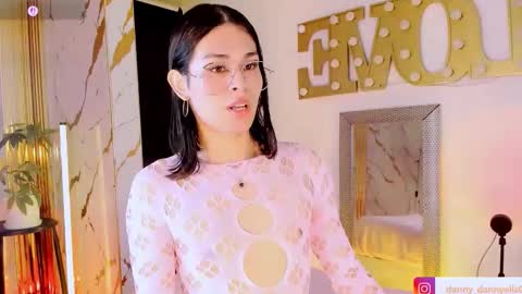 Snapshot of kitty__sexy_ chatting on 3, 10, 2025 dann  online show from 3, 10, 2025