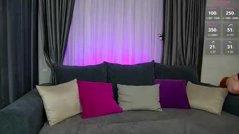 Snapshot of kitty_asstronaut chatting on 14, 12, 2025 Karen online show from 14, 12, 2025