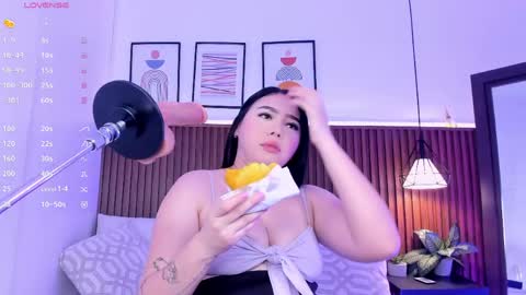 Snapshot of kitty_blueee chatting on 12, 5, 2026 kitty online show from 12, 5, 2026