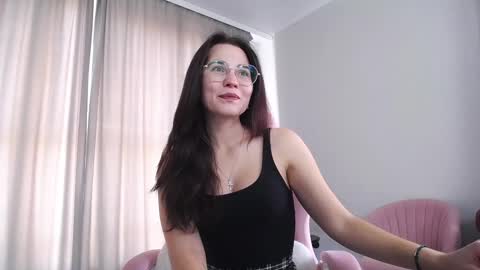 Snapshot of kitty_boy246 chatting on 25, 9, 2025 Andrew online show from 25, 9, 2025