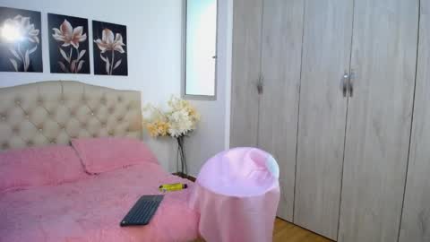 Snapshot of kitty_f00x chatting on 23, 4, 2026 kitty_f00x online show from 23, 4, 2026
