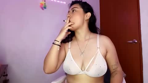 Snapshot of kitty_hottt_ chatting on 3, 6, 2026 giss online show from 3, 6, 2026