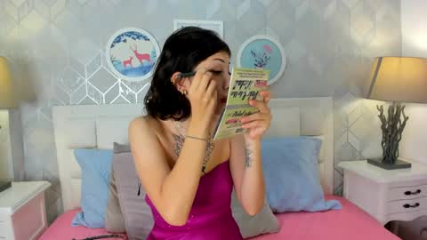 Snapshot of kitty_iris_ chatting on 15, 4, 2026 kitty iris online show from 15, 4, 2026