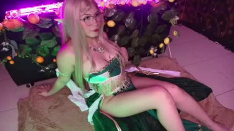 Snapshot of kitty_malach chatting on 13, 4, 2026 Kitty online show from 13, 4, 2026