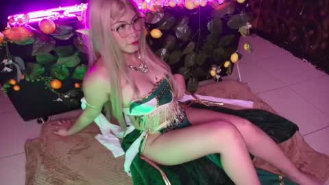 Snapshot of kitty_malach chatting on 14, 4, 2026 Kitty online show from 14, 4, 2026