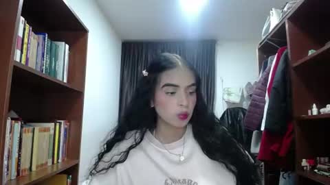 Snapshot of kitty_naugthy__ chatting on 14, 7, 2026 kitty_naugthy__ online show from 14, 7, 2026