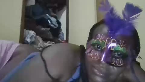 Snapshot of kitty_super chatting on 11, 10, 2025 kitty_super online show from 11, 10, 2025