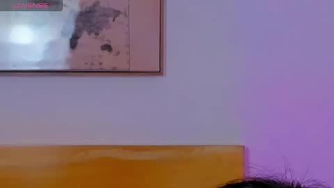 K I T T Y online show from 16, 12, 2025