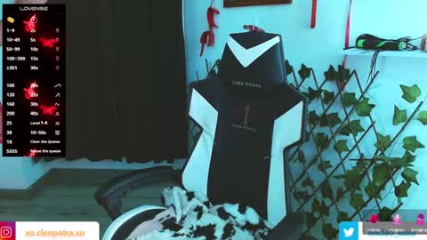 Snapshot of kitty_vaal chatting on 8, 2, 2025 kitty_vaal online show from 8, 2, 2025