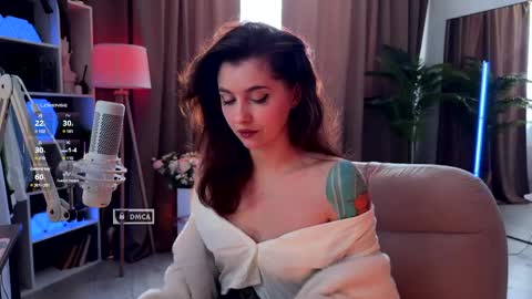 KittyBay  online show from 8, 4, 2026