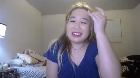 Snapshot of kittymei chatting on 28, 4, 2026 Mei online show from 28, 4, 2026
