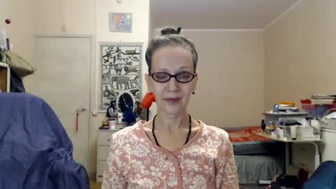 KiuminBerry online show from 11, 1, 2025