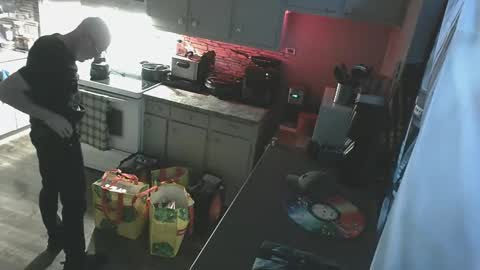 kiveuxmakeu online show from 3, 11, 2025