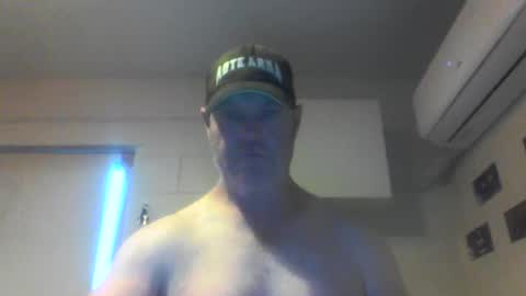 Snapshot of kiwiguy19773 chatting on 13, 1, 2025 kiwiguy19773 online show from 13, 1, 2025