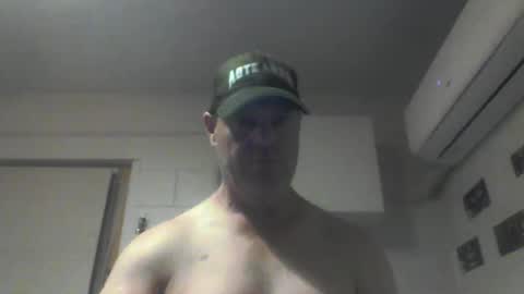 Snapshot of kiwiguy19773 chatting on 21, 1, 2025 kiwiguy19773 online show from 21, 1, 2025