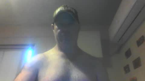 Snapshot of kiwiguy19773 chatting on 23, 12, 2025 kiwiguy19773 online show from 23, 12, 2025