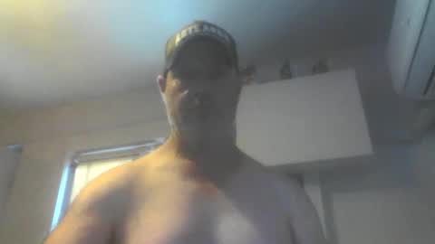 Snapshot of kiwiguy19773 chatting on 8, 2, 2026 kiwiguy19773 online show from 8, 2, 2026