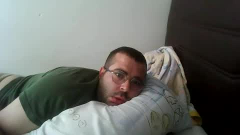 Snapshot of kkadam1 chatting on 13, 9, 2025 kkadam1 online show from 13, 9, 2025