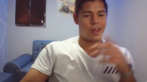 Snapshot of klars_mood chatting on 19, 5, 2026 klars online show from 19, 5, 2026