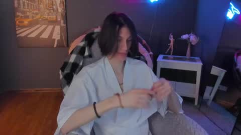 Snapshot of klaude_jam chatting on 2, 5, 2026 Klaude Jam online show from 2, 5, 2026