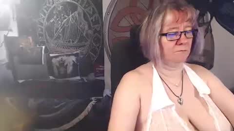 Snapshot of kleiner_teufel chatting on 24, 4, 2026 Michelle online show from 24, 4, 2026