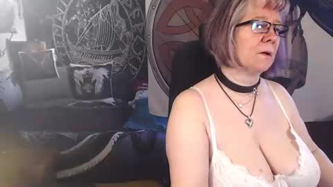 Snapshot of kleiner_teufel chatting on 20, 5, 2026 Michelle online show from 20, 5, 2026