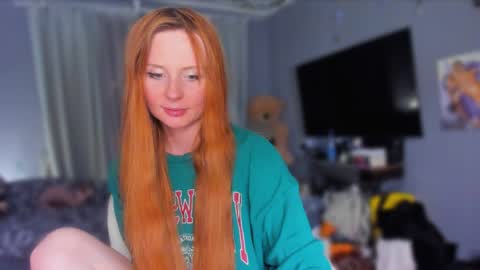 Snapshot of klementinagirl chatting on 17, 5, 2026 Klementinafanslyklementina6661 online show from 17, 5, 2026
