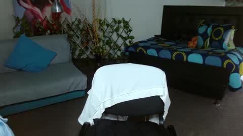 Snapshot of kloe_deker chatting on 2, 10, 2025 Kloe deker online show from 2, 10, 2025