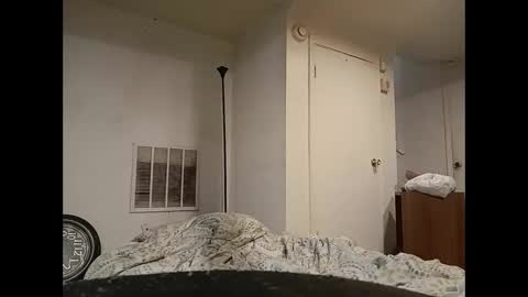 Snapshot of klou502 chatting on 18, 12, 2024 LOUiViLAN online show from 18, 12, 2024