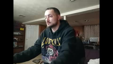 Snapshot of klou502 chatting on 8, 1, 2025 LOUiViLAN online show from 8, 1, 2025