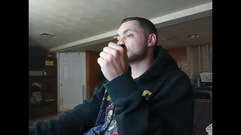 Snapshot of klou502 chatting on 8, 1, 2025 LOUiViLAN online show from 8, 1, 2025